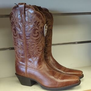 New Ariat Women's Round up Square toe 10053733